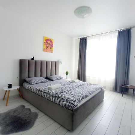 Appartement Новобудова Сам Центр Жк "Семицвіт" à Lviv Extérieur photo