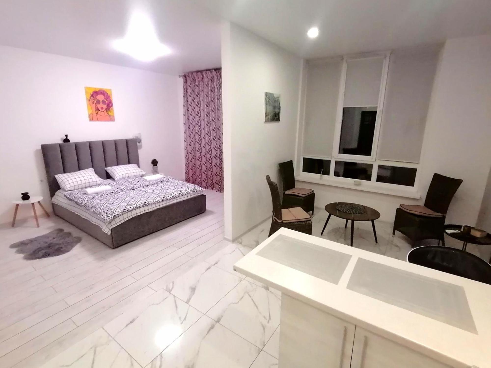 Appartement Новобудова Сам Центр Жк "Семицвіт" à Lviv Extérieur photo