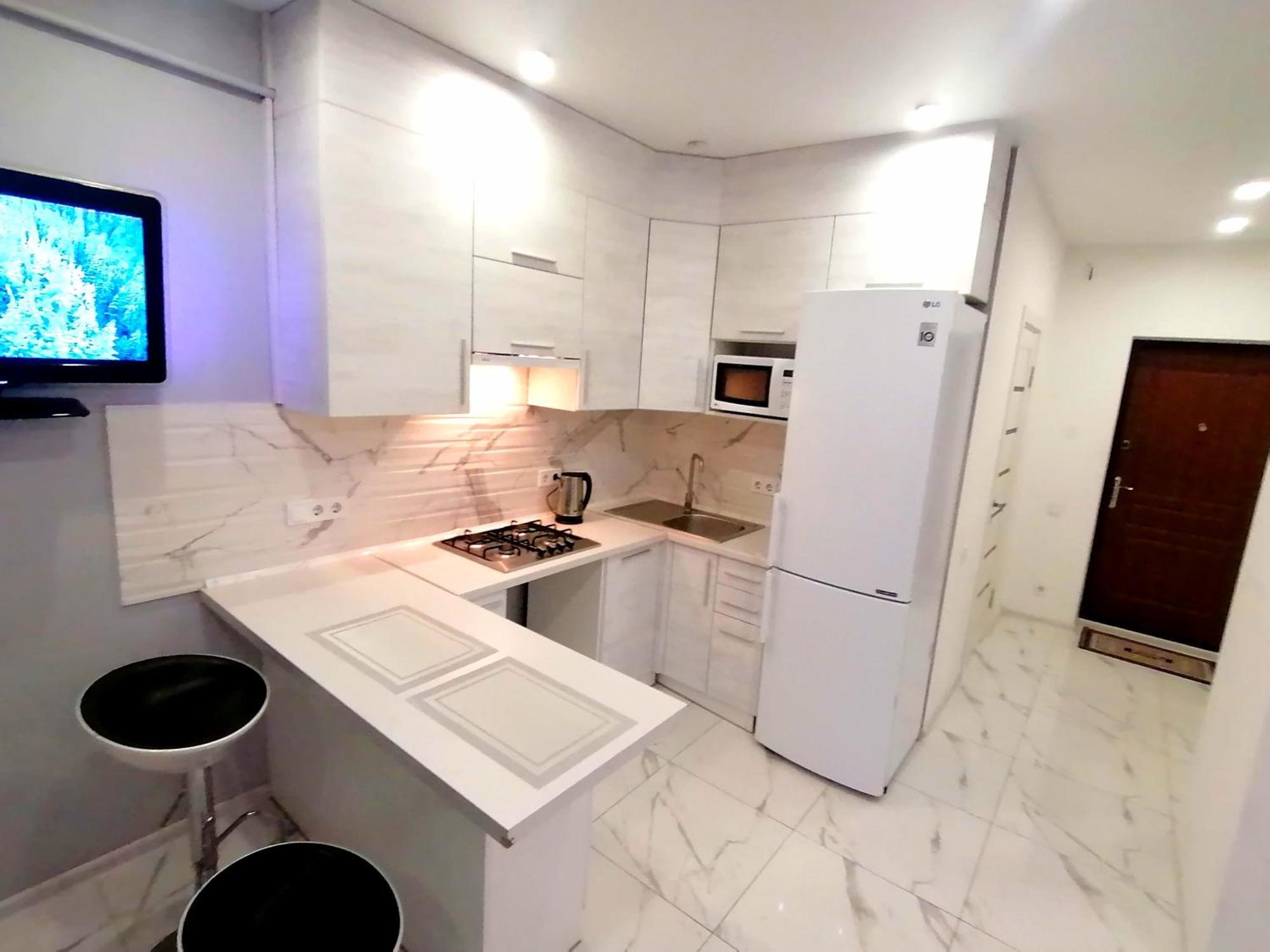 Appartement Новобудова Сам Центр Жк "Семицвіт" à Lviv Extérieur photo