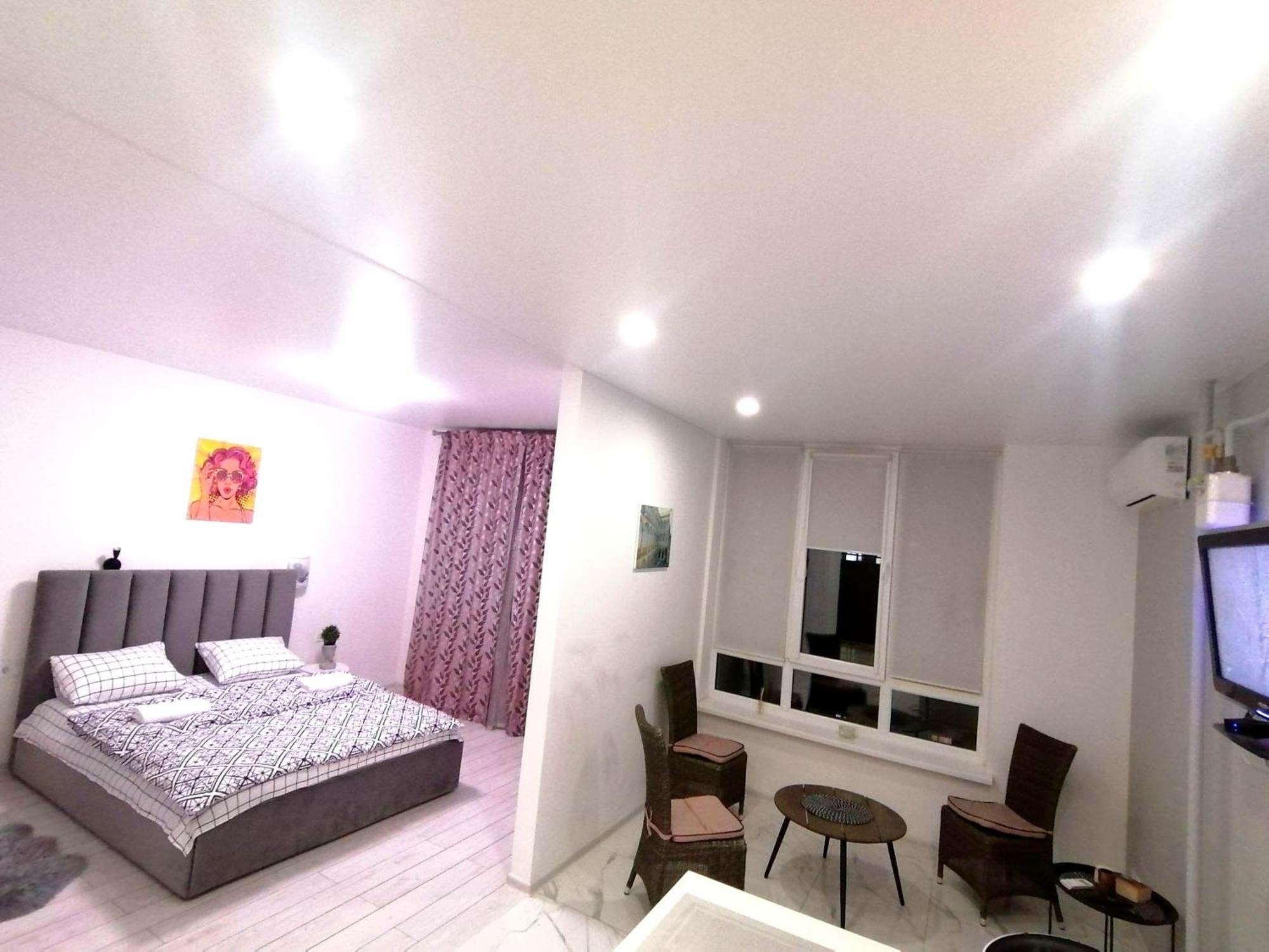 Appartement Новобудова Сам Центр Жк "Семицвіт" à Lviv Extérieur photo